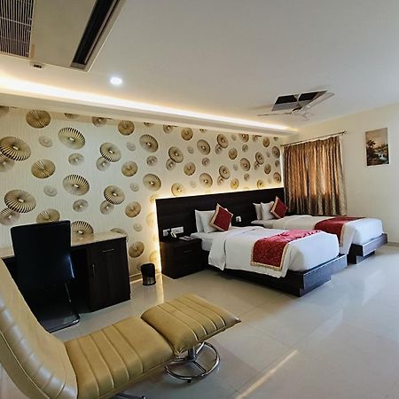 Holiday Residency Coimbatore Luaran gambar