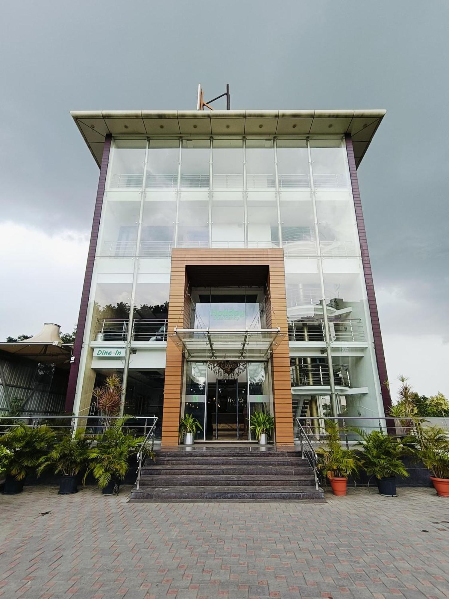 Holiday Residency Coimbatore Luaran gambar
