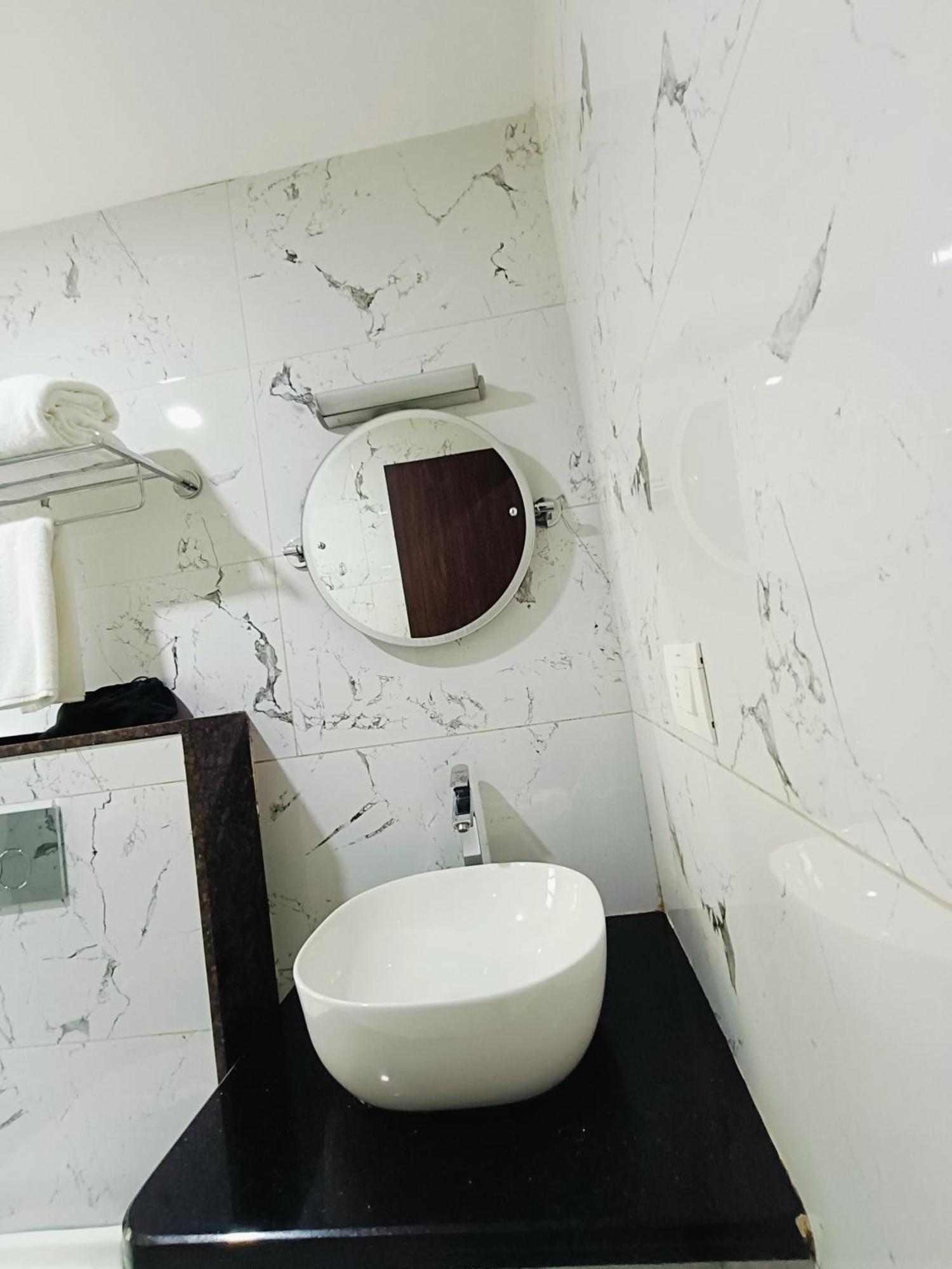 Holiday Residency Coimbatore Luaran gambar
